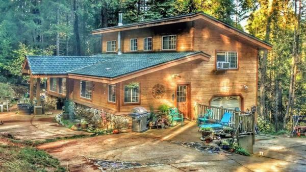 A Lovely Cabin House At Way Woods Retreat With Outdoor Hot Tub! - By Sacred Hub Mgmt Foresthill Экстерьер фото